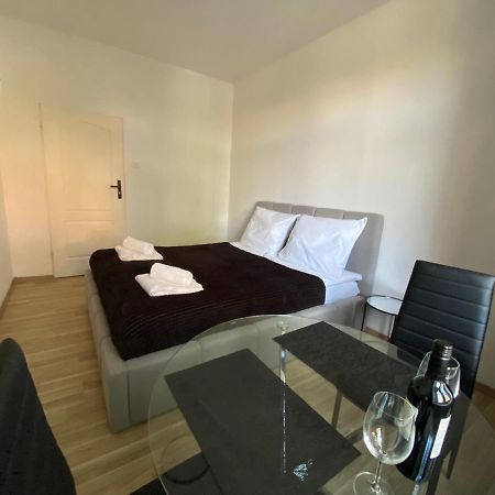 Vip Rooms Apartment Stary Toruń Eksteriør bilde